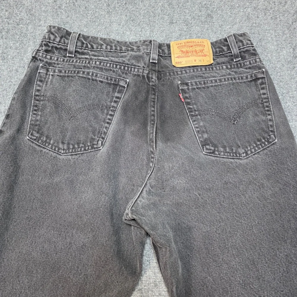 Vintage Levi's 550 Relaxed Fit Tapered Leg Black Jeans Men's‎ 36x30 Made in USA